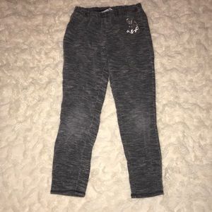 Gray Abercrombie and Fitch kids leggings.